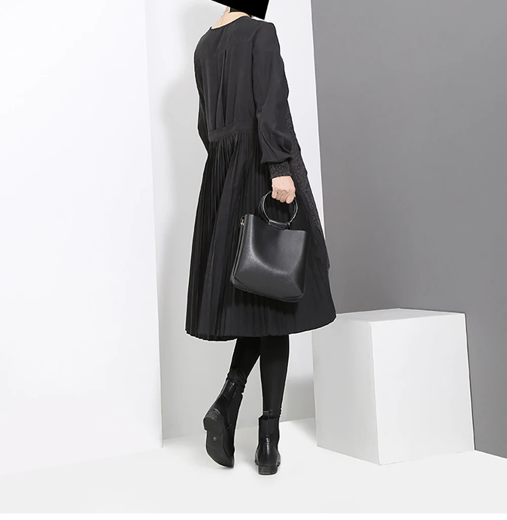 Fullyoung Autumn Winter Round Neck Long Sleeve Knit Sweater Dress Women Temperament Pleated Skirt Streetwear Casual Dresses
Fullyoung Autumn Winter Round Neck Long Sleeve Knit Sweater Dress Women Temperament Pleated Skirt Streetwear Casual Dresses