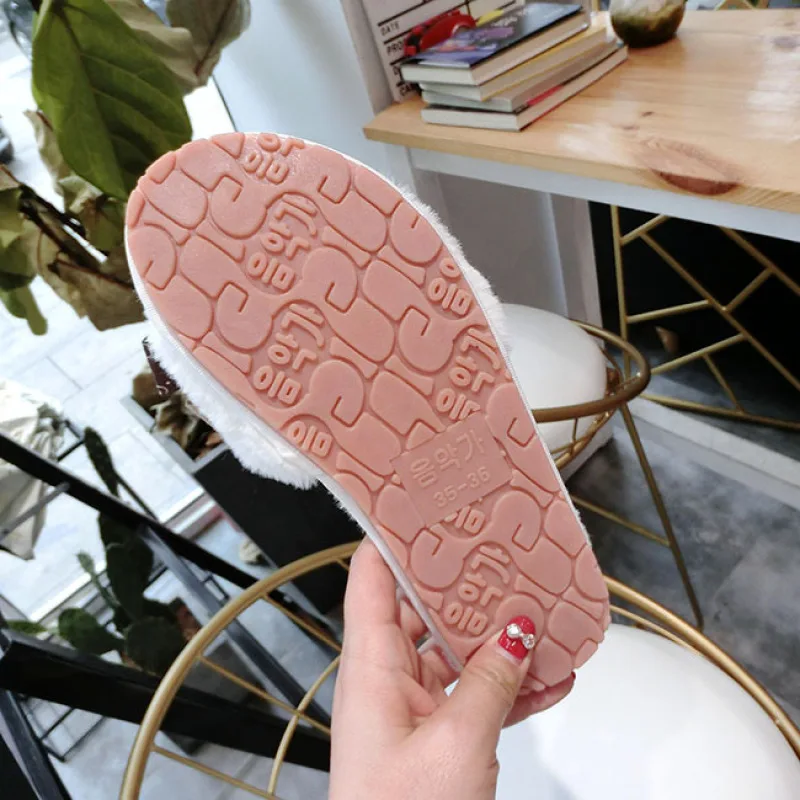 Winter Shoes Women Shoes for Women 2020 Warm Sandal House Ladies Fur Fluffy Sandalias Flip Flops Indoor Cotton Slippers Boots
Winter Shoes Women Shoes for Women 2020 Warm Sandal House Ladies Fur Fluffy Sandalias Flip Flops Indoor Cotton Slippers Boots