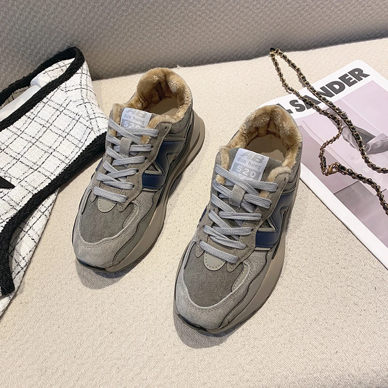 Women's Sports Shoes Solid Color Lace-up Thick-soled Non-slip Casual Shoes Comfortable, Lightweight and Warm Women's Shoes 2021
Women's Sports Shoes Solid Color Lace-up Thick-soled Non-slip Casual Shoes Comfortable, Lightweight and Warm Women's Shoes 2021