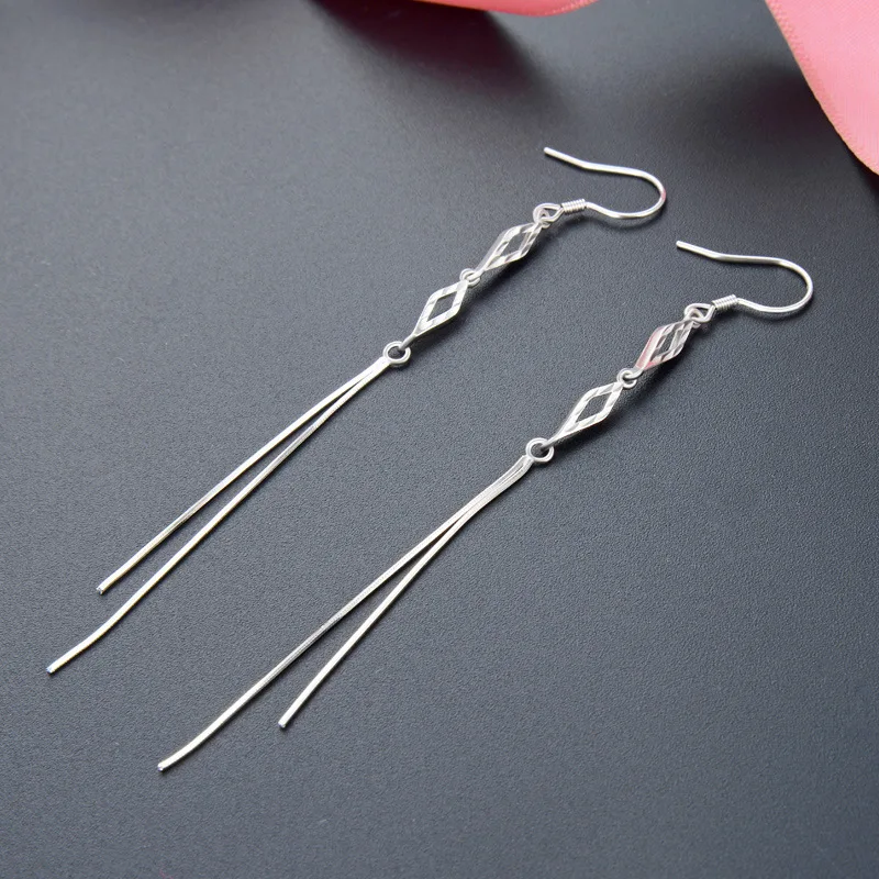 Korean version popular long earrings s925 pure silver pendant women fashion creative trinkets
Korean version popular long earrings s925 pure silver pendant women fashion creative trinkets