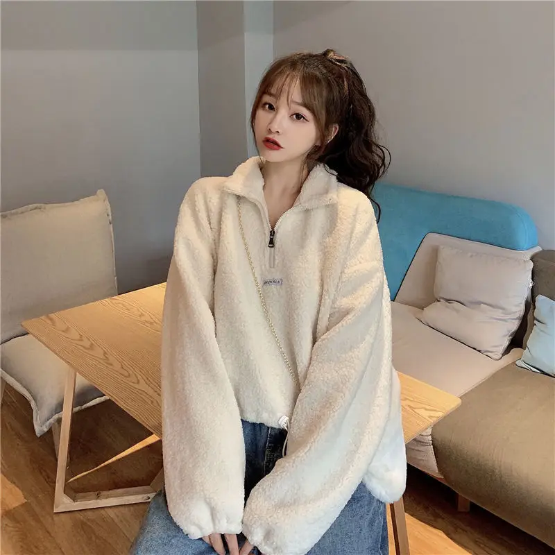 Autumn winter hoodies women new imitation lamb velvet short plus velvet thick hooded sweatshirt female loose student jacket tops
Autumn winter hoodies women new imitation lamb velvet short plus velvet thick hooded sweatshirt female loose student jacket tops
