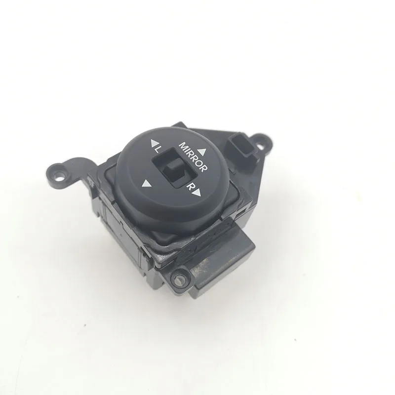 Кнопка регулировки зеркала заднего вида для Hyundai i30 I30 2007-2009 OEM 935402L100
Кнопка регулировки зеркала заднего вида для Hyundai i30 I30 2007-2009 OEM 935402L100