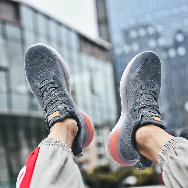 Factory store new season men's shoes fashion sports shoes pure handmade fashion shoes personality cool taste comfortable casual
Factory store new season men's shoes fashion sports shoes pure handmade fashion shoes personality cool taste comfortable casual
