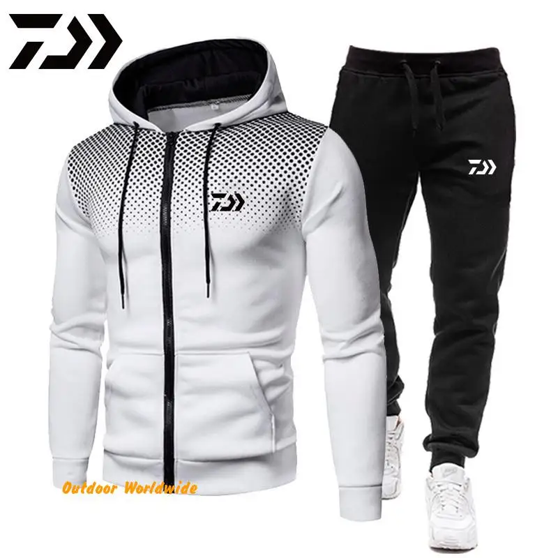 Спортивный костюм мужской демисезонный с капюшоном и брюками 
Спортивный костюм мужской демисезонный с капюшоном и брюками