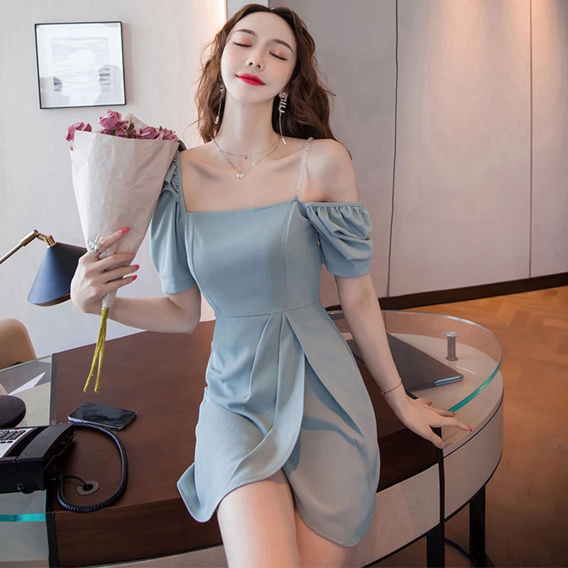 Fashion Summer Retro Puff Sleeve Mini Party Dress Ladies Elegant Streetwear Casual Square Collar Folds Asymmetrical Short Dress
Fashion Summer Retro Puff Sleeve Mini Party Dress Ladies Elegant Streetwear Casual Square Collar Folds Asymmetrical Short Dress
