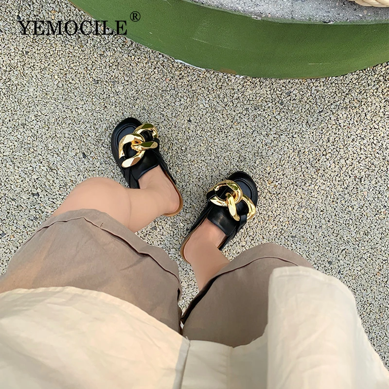 YEMOCILE Women Slipper Fashion Big Gold Chain Sandals Shoes Round Toe Slip On Mules Flat Heel Casual Black Shoes Female 2020
YEMOCILE Women Slipper Fashion Big Gold Chain Sandals Shoes Round Toe Slip On Mules Flat Heel Casual Black Shoes Female 2020