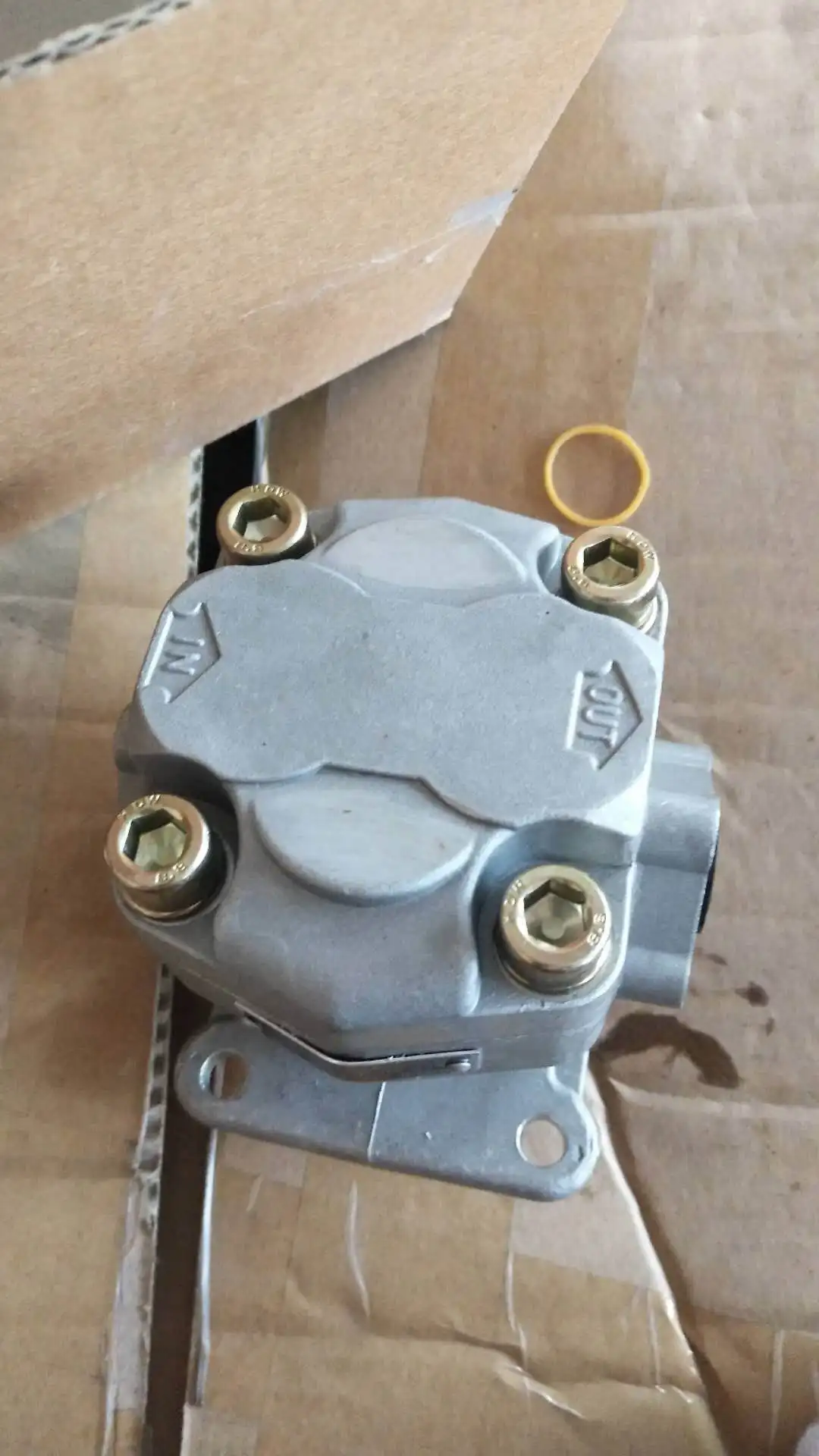 Бесплатная доставка, гидравлический насос Kubota, трактор mitsubishi kumiai1141D 
Бесплатная доставка, гидравлический насос Kubota, трактор mitsubishi kumiai1141D