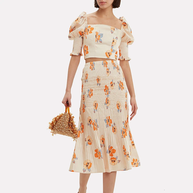 TWOTWINSTYLE Print Two Piece Sets For Female Square Collar Puff Sleeve Short Top High Waist Pleated Skirts Ruched Suit Women New | Женская