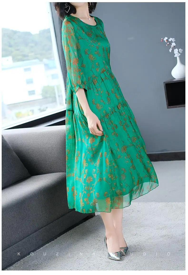 2021 New Summer Women Fashion Streetwear Dresses Ladies Silk Floral Print Dress Elegant Lace Plus Size Loose Long Vestidos B20
2021 New Summer Women Fashion Streetwear Dresses Ladies Silk Floral Print Dress Elegant Lace Plus Size Loose Long Vestidos B20