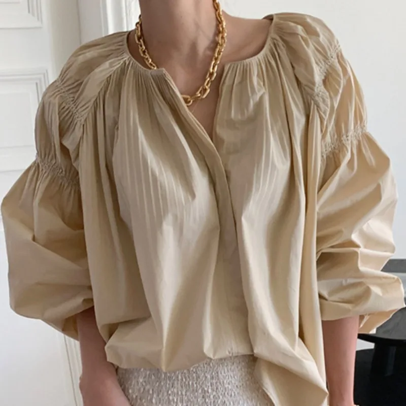 Spring Oversized Puff Long Sleeve Women Blouse New V Neck Pleated Fold Loose Tops Solid All-match Plus Size Shirt Blusas
Spring Oversized Puff Long Sleeve Women Blouse New V Neck Pleated Fold Loose Tops Solid All-match Plus Size Shirt Blusas