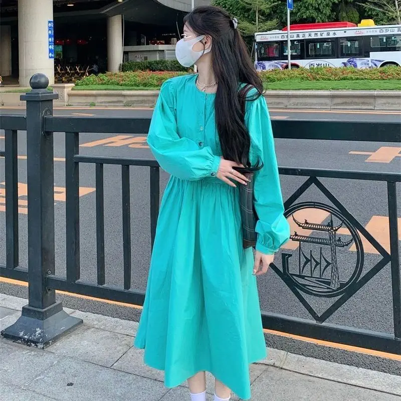 2021 Spring and Autumn New Fashion Round Neck Long Sleeve Dress Gentle Temperament Student Over the Knee Pure Color Female
2021 Spring and Autumn New Fashion Round Neck Long Sleeve Dress Gentle Temperament Student Over the Knee Pure Color Female