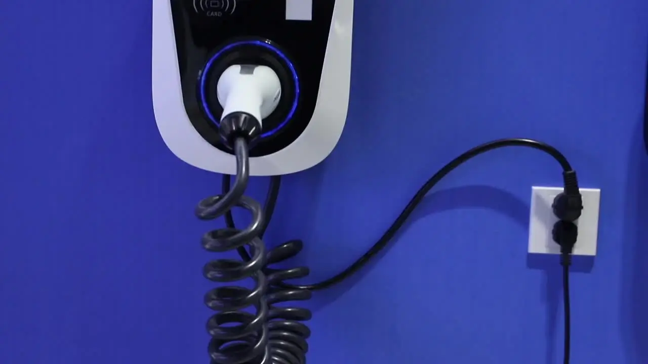 Настенное зарядное устройство для домашнего использования EV charger Level-2, 32 А, 240 в, кВт, J1772
Настенное зарядное устройство для домашнего использования EV charger Level-2, 32 А, 240 в, кВт, J1772