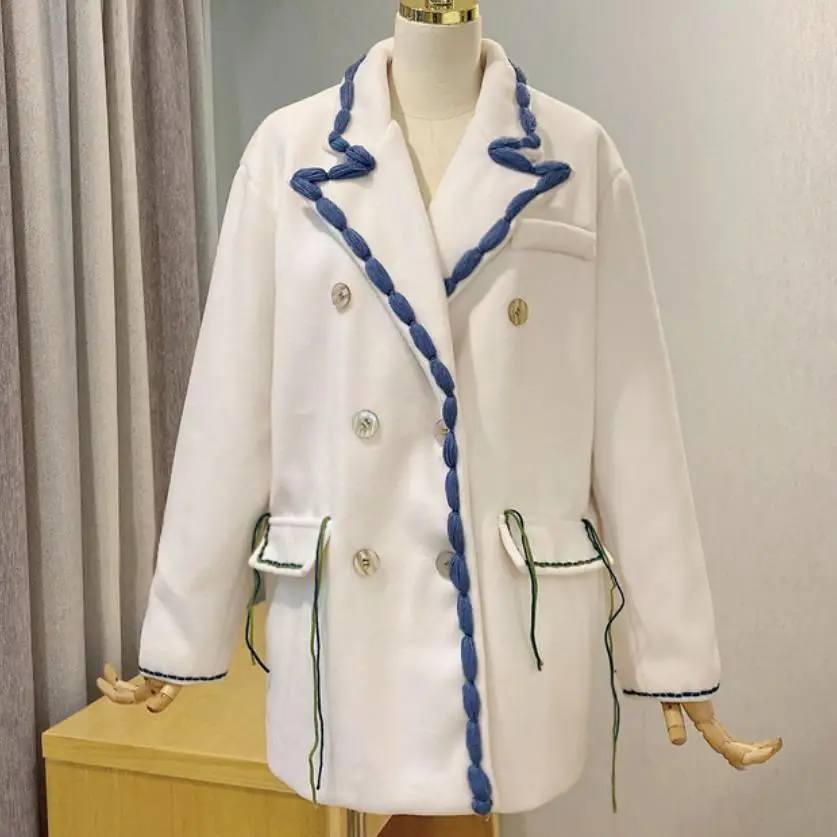 autumn winter small fragrence woolen coat women double breasted white hit color mid-length overcoat
autumn winter small fragrence woolen coat women double breasted white hit color mid-length overcoat