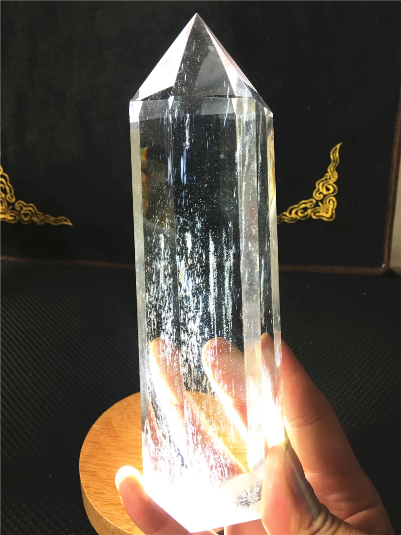 17cm huge quartz crystal white melting stone crystal lamp obelisk energy crystal home feng shui decoration 
17cm huge quartz crystal white melting stone crystal lamp obelisk energy crystal home feng shui decoration