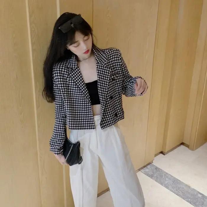 2021 spring thousand bird lattice Blazer coat women's handsome loose thin temperament short ins small top
2021 spring thousand bird lattice Blazer coat women's handsome loose thin temperament short ins small top