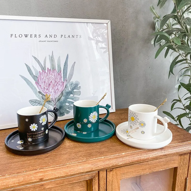 Daisy Duck Office Color Cup Flower Nordic Style Chinese Tea Cute Cups Big Tea Cup Ceramic Kahve Fincan Takimlari Cups Eg50
Daisy Duck Office Color Cup Flower Nordic Style Chinese Tea Cute Cups Big Tea Cup Ceramic Kahve Fincan Takimlari Cups Eg50