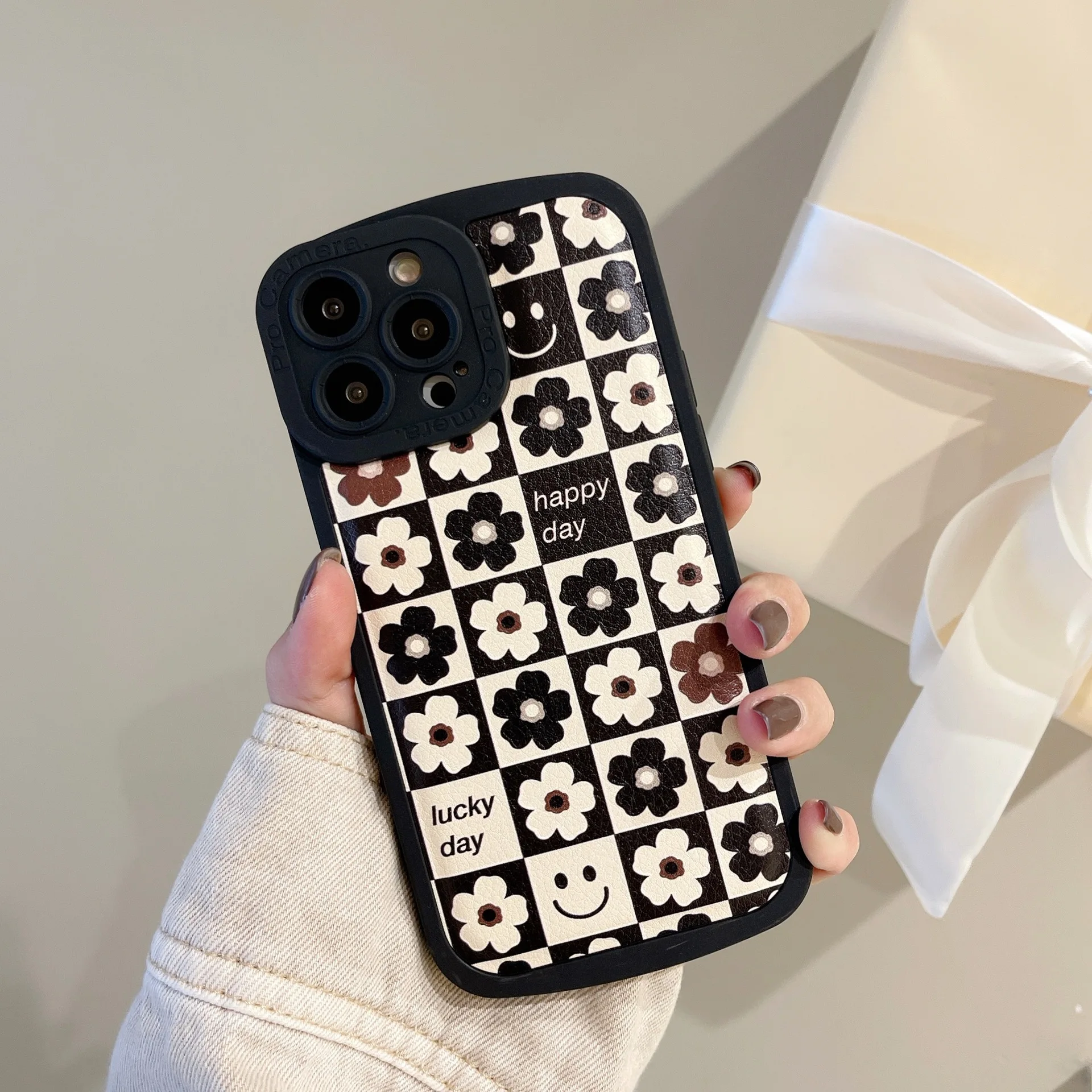 Retro sakura Plaid leather embossing Phone Case For iPhone 13 12 11 Pro Max Xs Max XR X 7 8 Plus Lens Protection Case Cute Cover
Retro sakura Plaid leather embossing Phone Case For iPhone 13 12 11 Pro Max Xs Max XR X 7 8 Plus Lens Protection Case Cute Cover