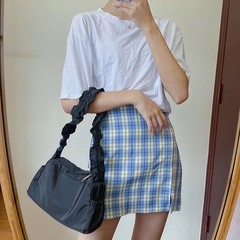 Small Canvas Shoulder Tote Bags for Women 2021 New Pure Color Female Handbags Cotton Cloth Lady Student Phone Bag Purses Black
Small Canvas Shoulder Tote Bags for Women 2021 New Pure Color Female Handbags Cotton Cloth Lady Student Phone Bag Purses Black