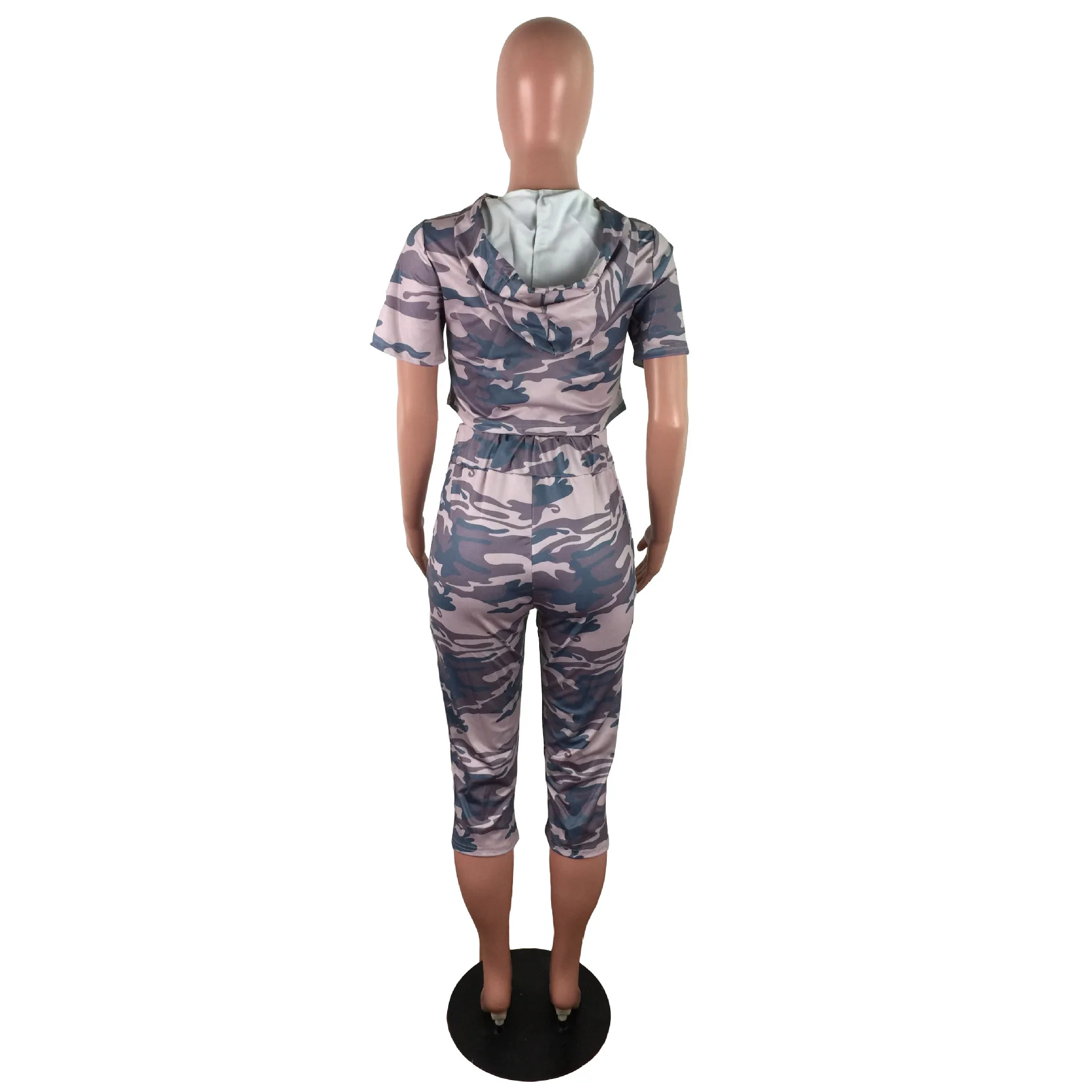 Cutubly Camouflage Two Piece Short Set Hooded Crop Tops Calf Pants Suit Casual Two Piece Set for Women Streetwear Outfits
Cutubly Camouflage Two Piece Short Set Hooded Crop Tops Calf Pants Suit Casual Two Piece Set for Women Streetwear Outfits