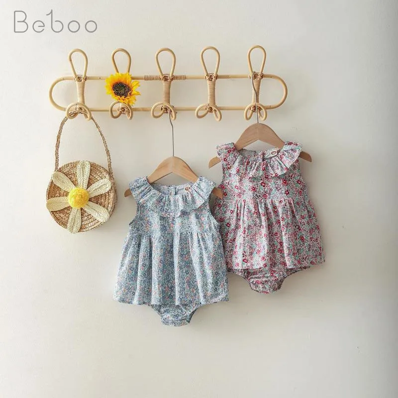2023 новое летнее боди для маленьких девочек, одежда для малышей, Ins, корейский стиль, комбинезон без рукавов с цветочным рисунком для новорожденных, одежда для альпинизма 
2023 новое летнее боди для маленьких девочек, одежда для малышей, Ins, корейский стиль, комбинезон без рукавов с цветочным рисунком для новорожденных, одежда для альпинизма