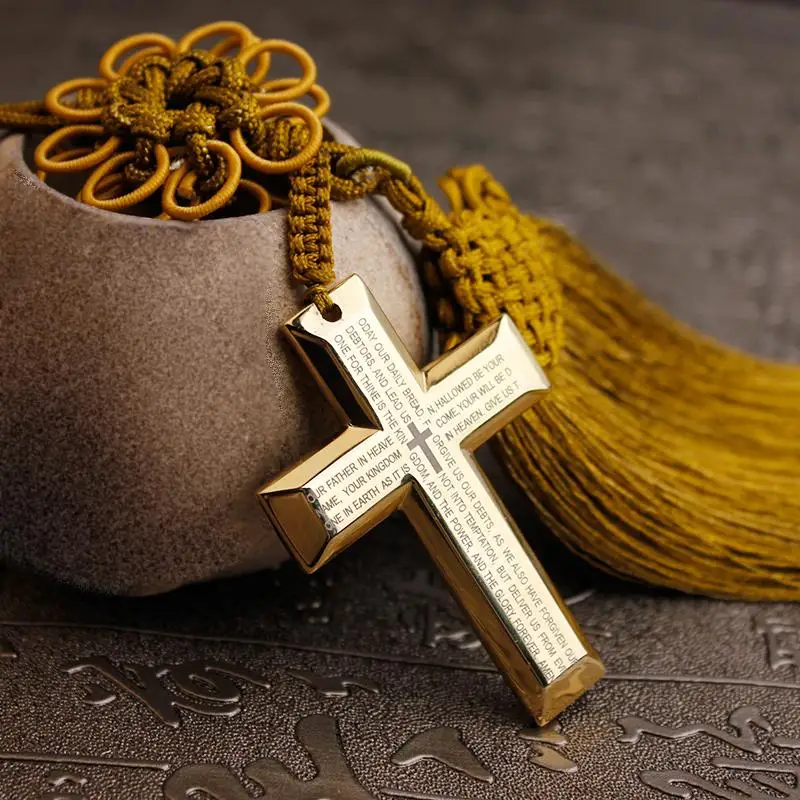 New Car Pendant Metal Diamond Cross Jesus Christian Religious Car Rearview Mirror Ornaments Hanging Auto Car Styling Accessories 
New Car Pendant Metal Diamond Cross Jesus Christian Religious Car Rearview Mirror Ornaments Hanging Auto Car Styling Accessories