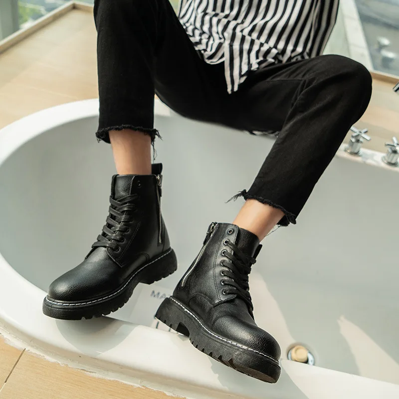 Men's Boots Lace-up Leather Casual Boots Men 2020 Autumn Shoes Man Original classic design Men Fashion Shoes Men boots
Men's Boots Lace-up Leather Casual Boots Men 2020 Autumn Shoes Man Original classic design Men Fashion Shoes Men boots
