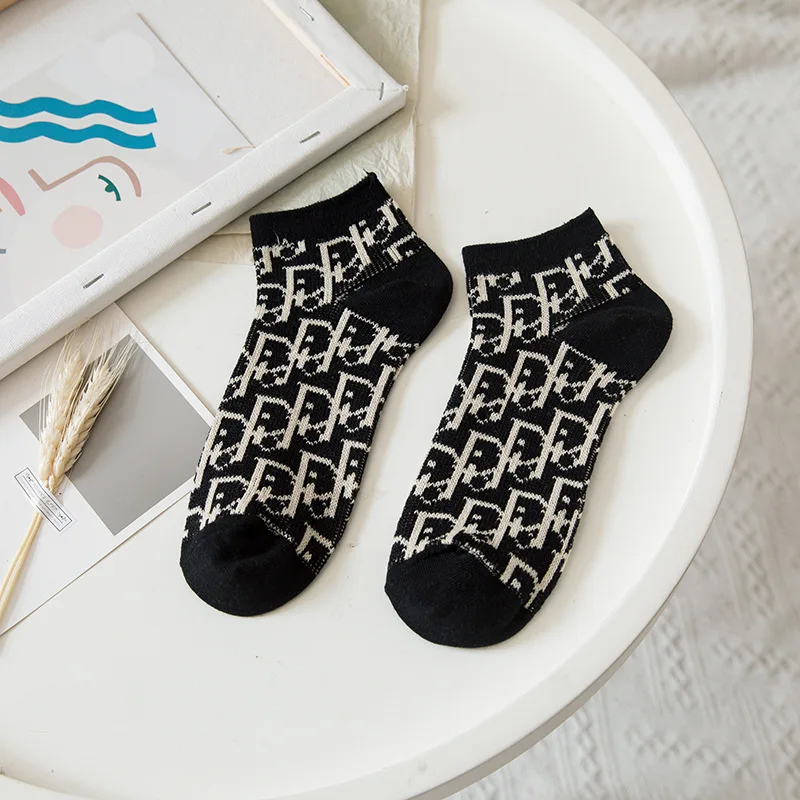 10pairs/lot Summer Japanese Needle Double Way Letter Women's Boat Korean College Trend Cotton Socks Set 10 Pcs Letter Harajuku
10pairs/lot Summer Japanese Needle Double Way Letter Women's Boat Korean College Trend Cotton Socks Set 10 Pcs Letter Harajuku