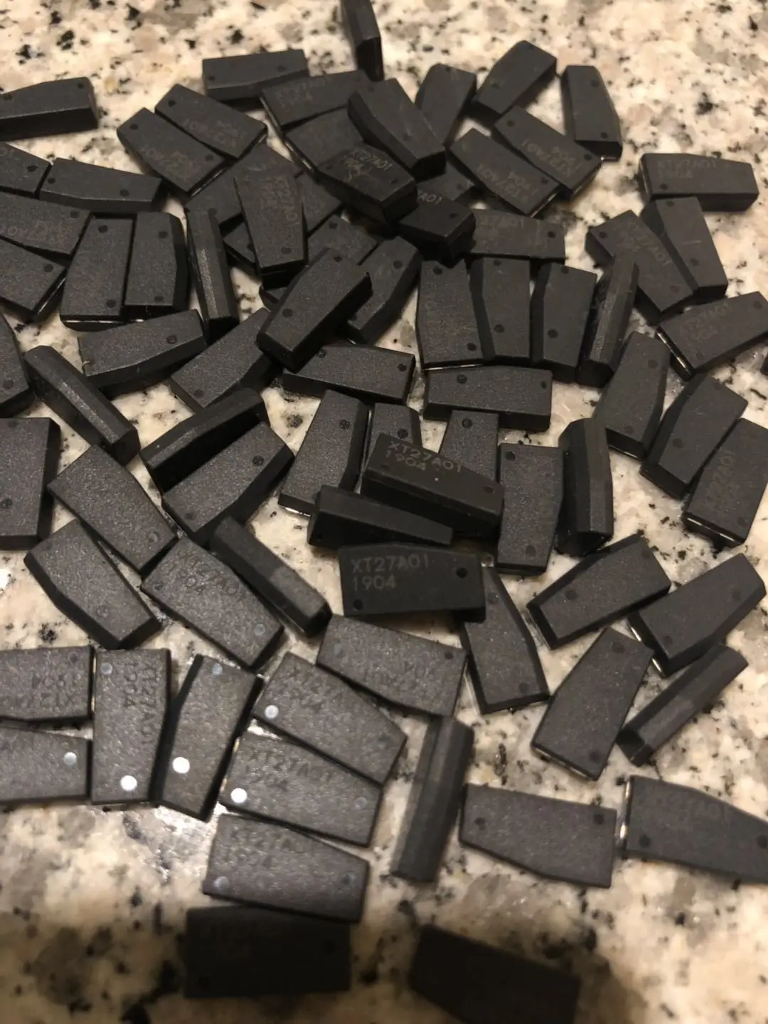 AZGIANT 10pcs/lot For Xhorse VVDI Super Chip XT27A01 XT27A66 Transponder for VVDI2 VVDI Mini Key Tool
AZGIANT 10pcs/lot For Xhorse VVDI Super Chip XT27A01 XT27A66 Transponder for VVDI2 VVDI Mini Key Tool