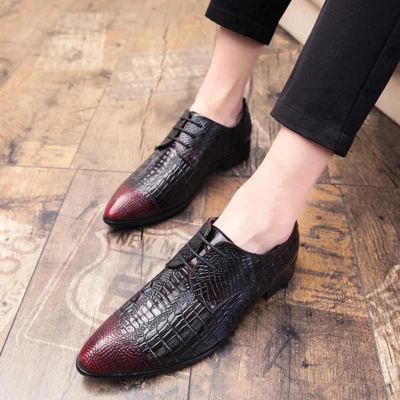 British Vintage Men Causal Shoes lace up Handmade Formal Dress Leather Shoes outdoor fashion Business men Wedding Oxfords shoes
British Vintage Men Causal Shoes lace up Handmade Formal Dress Leather Shoes outdoor fashion Business men Wedding Oxfords shoes