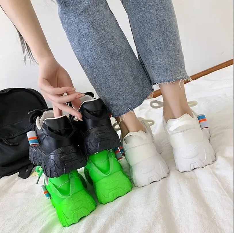 Woman Platform Chunky Sneakers Fashion Designers Brand Mesh Vulcanized Shoes Woman 2020 Autumn Casual Shoes Tenis Basket Female
Woman Platform Chunky Sneakers Fashion Designers Brand Mesh Vulcanized Shoes Woman 2020 Autumn Casual Shoes Tenis Basket Female