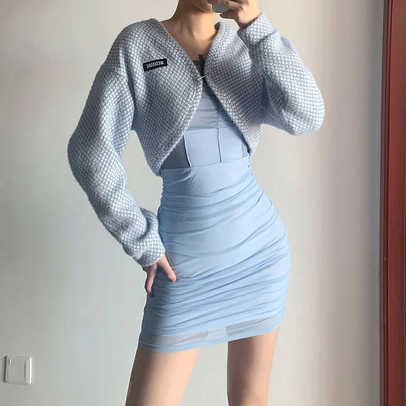 Модная и элегантная осенняя куртка с V-образным вырезом, Женская Офисная уличная одежда с длинным рукавом, укороченный топ, пуховая женская ... 
Модная и элегантная осенняя куртка с V-образным вырезом, Женская Офисная уличная одежда с длинным рукавом, укороченный топ, пуховая женская ...