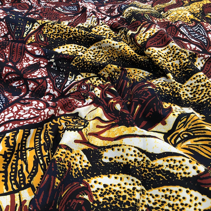 79x145cm French C***D brand show luxury goods the same pattern printing handmade diy polyester clothing skirt fabric cloth
79x145cm French C***D brand show luxury goods the same pattern printing handmade diy polyester clothing skirt fabric cloth