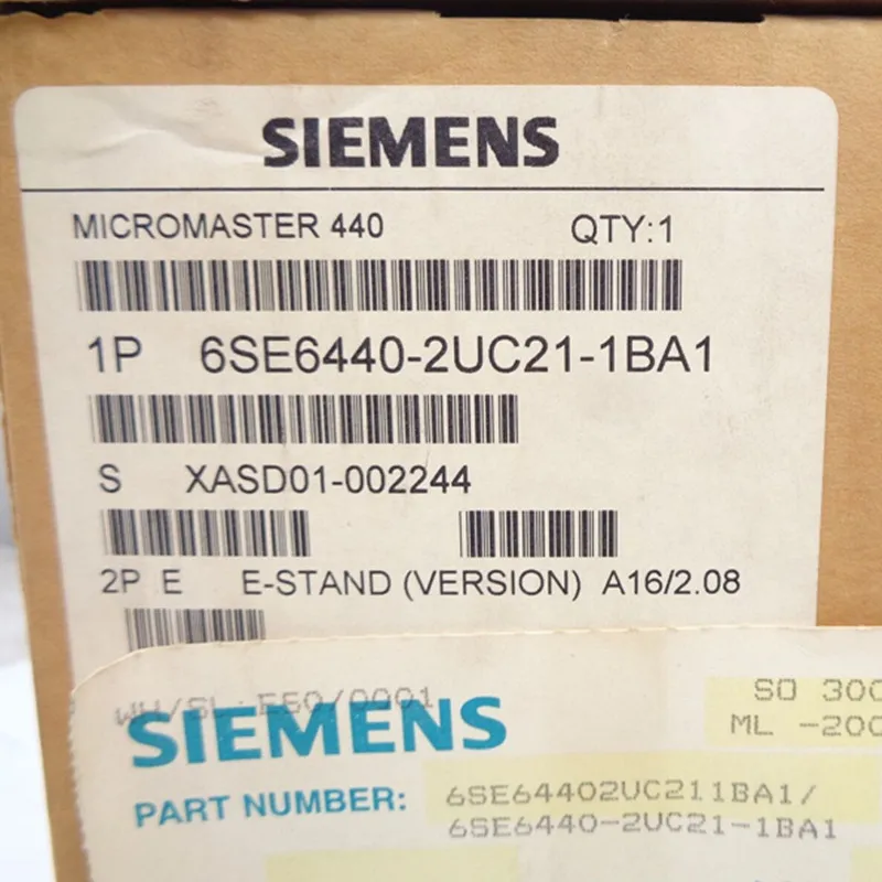 New In Box Siemens Micromaster 440 Series Inverter 6SE6440-2UC21-1BA1 1.1KW 220V
New In Box Siemens Micromaster 440 Series Inverter 6SE6440-2UC21-1BA1 1.1KW 220V