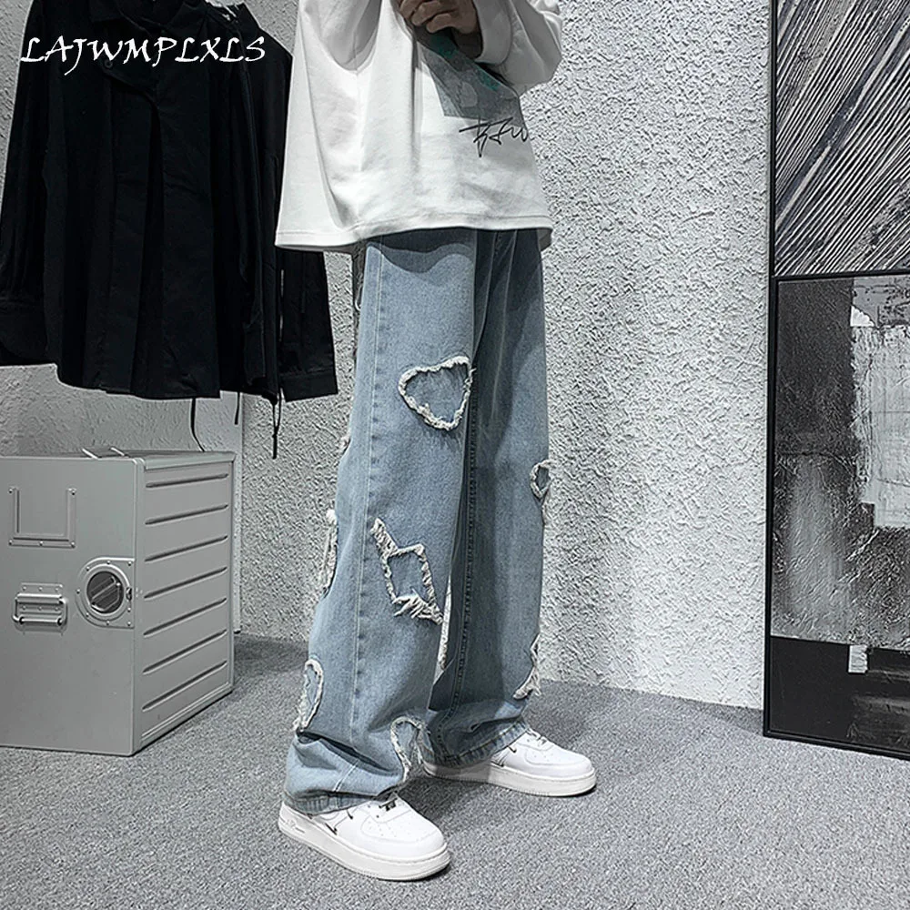 Hip Hop Men's Ripped Loose Jeans Embroidery Cloth Straight Leg Distressed Patch Denim Pants Streetwear 2021 Men Jeans
Hip Hop Men's Ripped Loose Jeans Embroidery Cloth Straight Leg Distressed Patch Denim Pants Streetwear 2021 Men Jeans