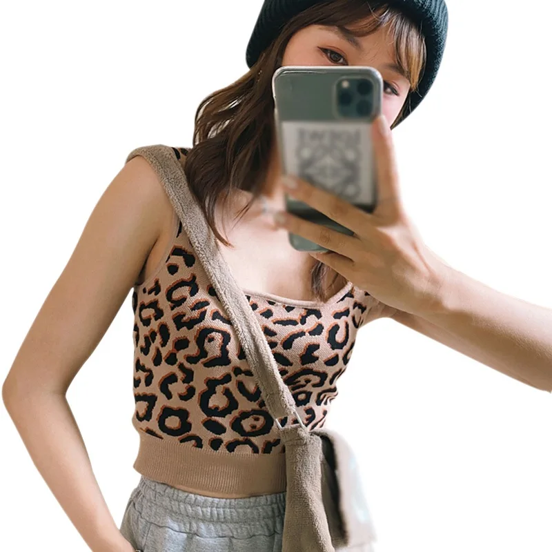 Women's Square Neck Leopard Color Halter Exposed Navel Knitted Summer Camisole Vest Female Crop Top Ladies Camis
Women's Square Neck Leopard Color Halter Exposed Navel Knitted Summer Camisole Vest Female Crop Top Ladies Camis