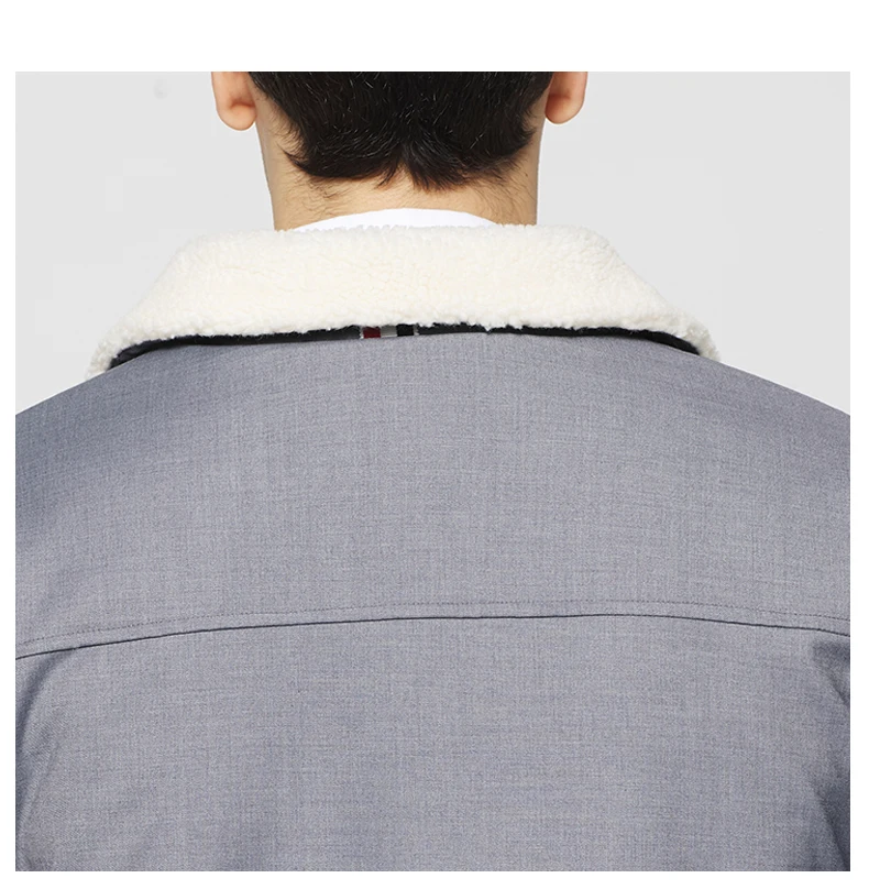TB THOM 2021 Fashion Brand Jacket Winter Warm Casual Wool Liner Men's Coat Cashmere Thick Fur Collar Striped Solid Men Clothes
TB THOM 2021 Fashion Brand Jacket Winter Warm Casual Wool Liner Men's Coat Cashmere Thick Fur Collar Striped Solid Men Clothes