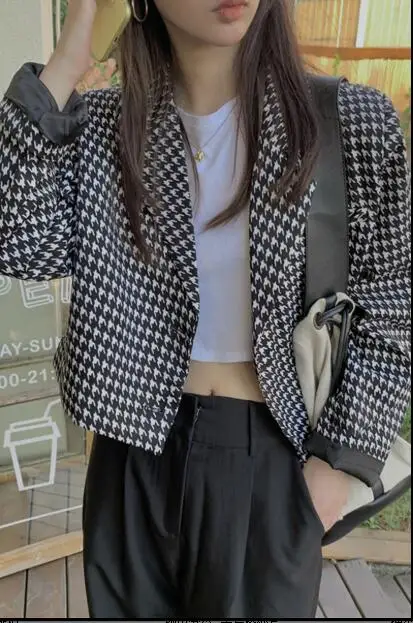 Women's suit plaid suit jacket female spring and autumn small suit short long-sleeved plaid top veste femme2021
Women's suit plaid suit jacket female spring and autumn small suit short long-sleeved plaid top veste femme2021