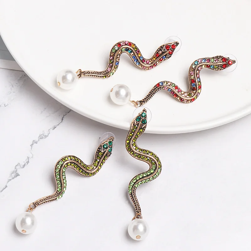 Fashion Colorful Crystal Long Snake Pearl Stud Earrings Gold Full Rhinestone Serpent Simple Temperament Unique Shape Earrings
Fashion Colorful Crystal Long Snake Pearl Stud Earrings Gold Full Rhinestone Serpent Simple Temperament Unique Shape Earrings
