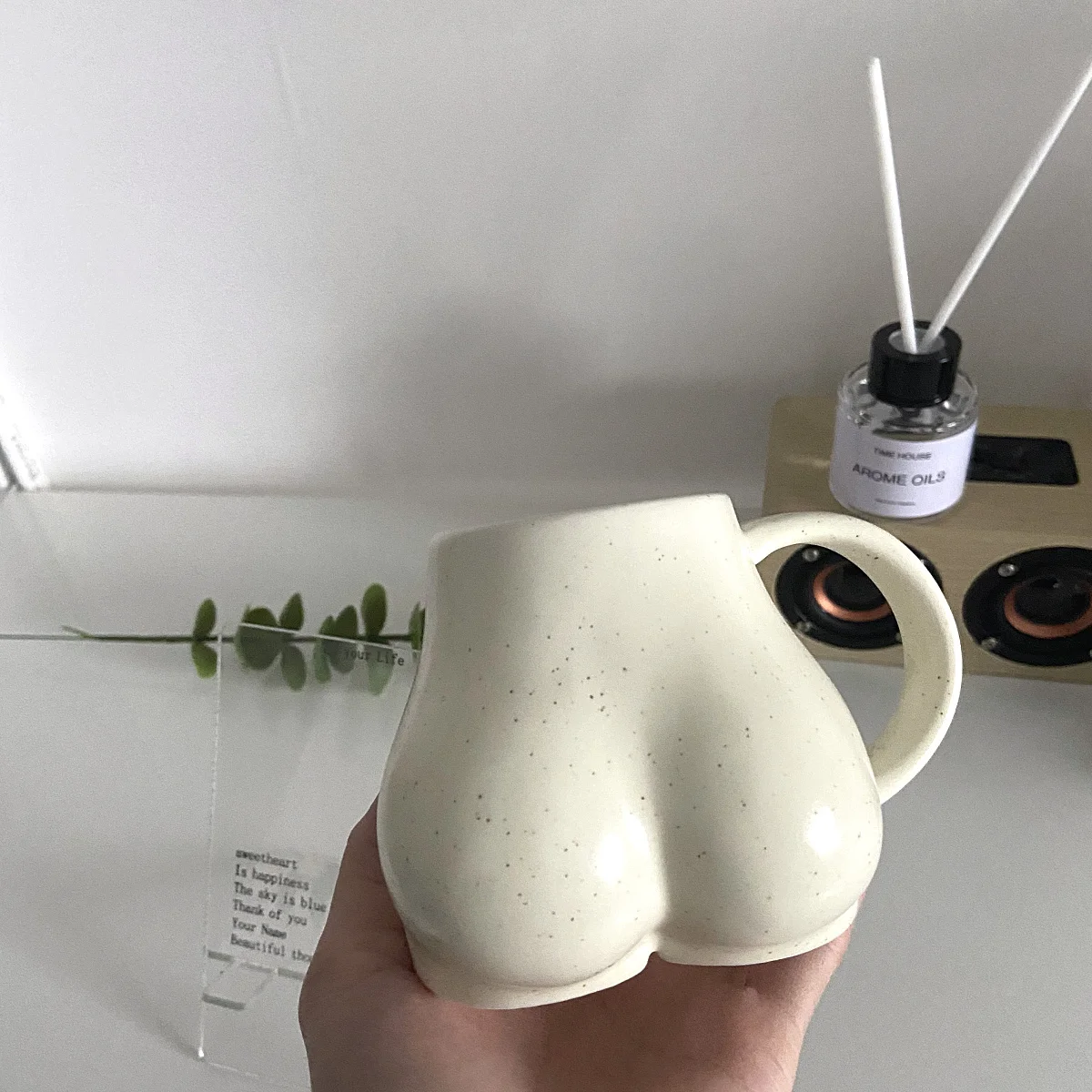 Creative Ceramics Woman Body Coffee Milk Mug Butt Sculpture Cup Living Room Dining Table Mugs Cup Home Decor Accessories
Creative Ceramics Woman Body Coffee Milk Mug Butt Sculpture Cup Living Room Dining Table Mugs Cup Home Decor Accessories