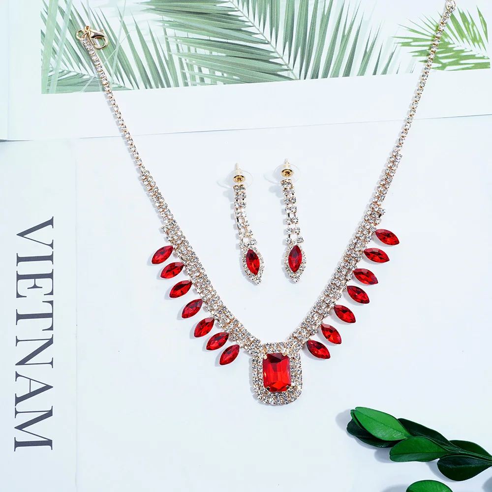New Red Rhinestones Necklace&Earrings Set Fashion V Collar Necklace Set Jewelry Set Crystal Pendant Formal Party Prom Jewelry
New Red Rhinestones Necklace&Earrings Set Fashion V Collar Necklace Set Jewelry Set Crystal Pendant Formal Party Prom Jewelry