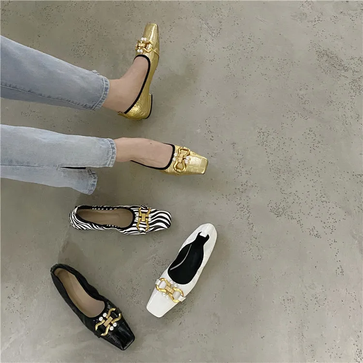 2021 Spring Summer Shoes For Women Casual Soft Flat Loafer Metal Button Square Toe Women's Ballet Flats Non Slips Stone Pattern
2021 Spring Summer Shoes For Women Casual Soft Flat Loafer Metal Button Square Toe Women's Ballet Flats Non Slips Stone Pattern