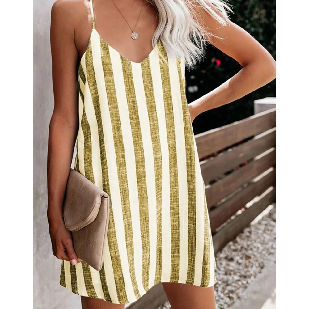 Летнее платье в полоску без рукавов с лямкой на шее, Женский Повседневный Свободный пуловер с V-образным вырезом, Короткое мини-платье, модна... 
Летнее платье в полоску без рукавов с лямкой на шее, Женский Повседневный Свободный пуловер с V-образным вырезом, Короткое мини-платье, модна...