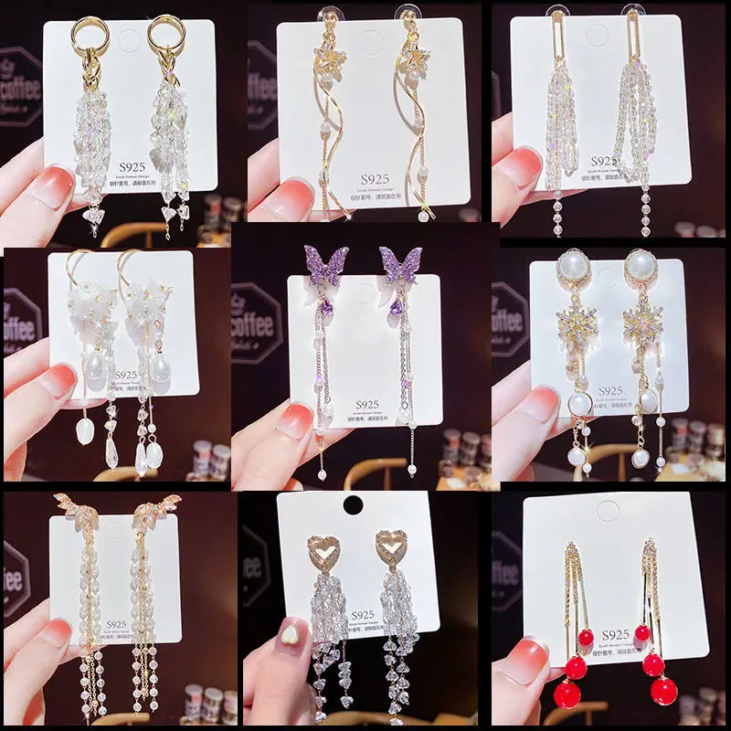 Luxury 14K Real Gold Plated Leaf Earrings Delicate Micro-inlaid Cubic Zircon CZ Earrings Wedding Jewelry Pendant
Luxury 14K Real Gold Plated Leaf Earrings Delicate Micro-inlaid Cubic Zircon CZ Earrings Wedding Jewelry Pendant