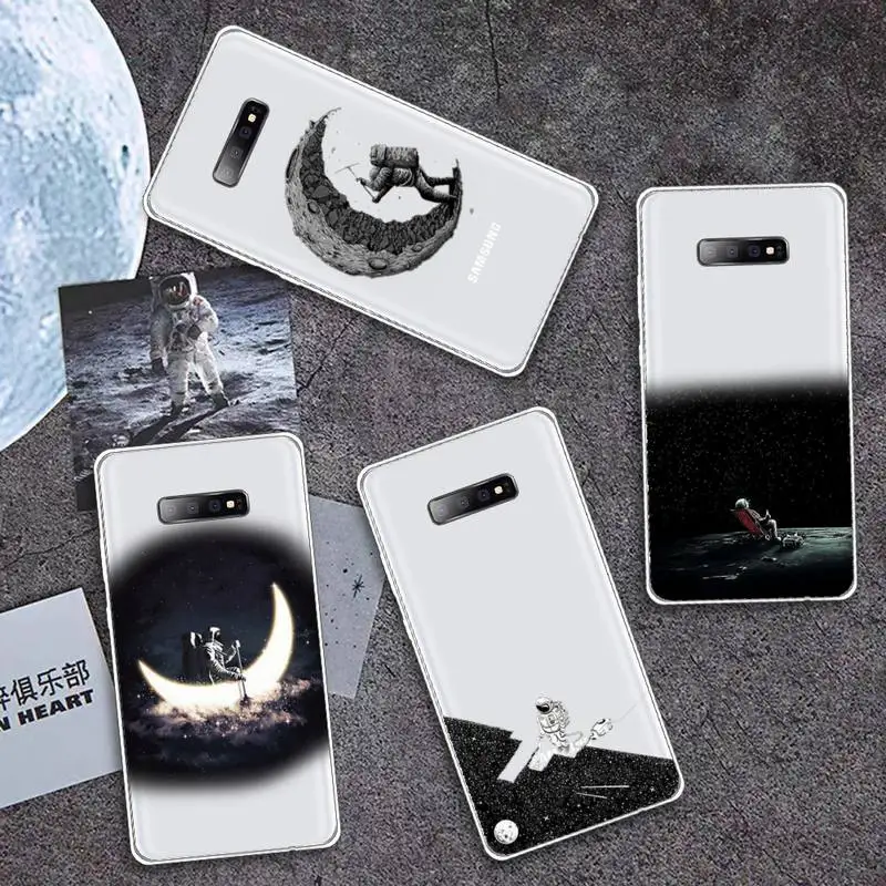 Moon Stars Space Astronaut Phone Case Transparent for Samsung A71 S9 10 20 HUAWEI p30 40 honor 10i 8x xiaomi note 8 Pro 10t 11
Moon Stars Space Astronaut Phone Case Transparent for Samsung A71 S9 10 20 HUAWEI p30 40 honor 10i 8x xiaomi note 8 Pro 10t 11