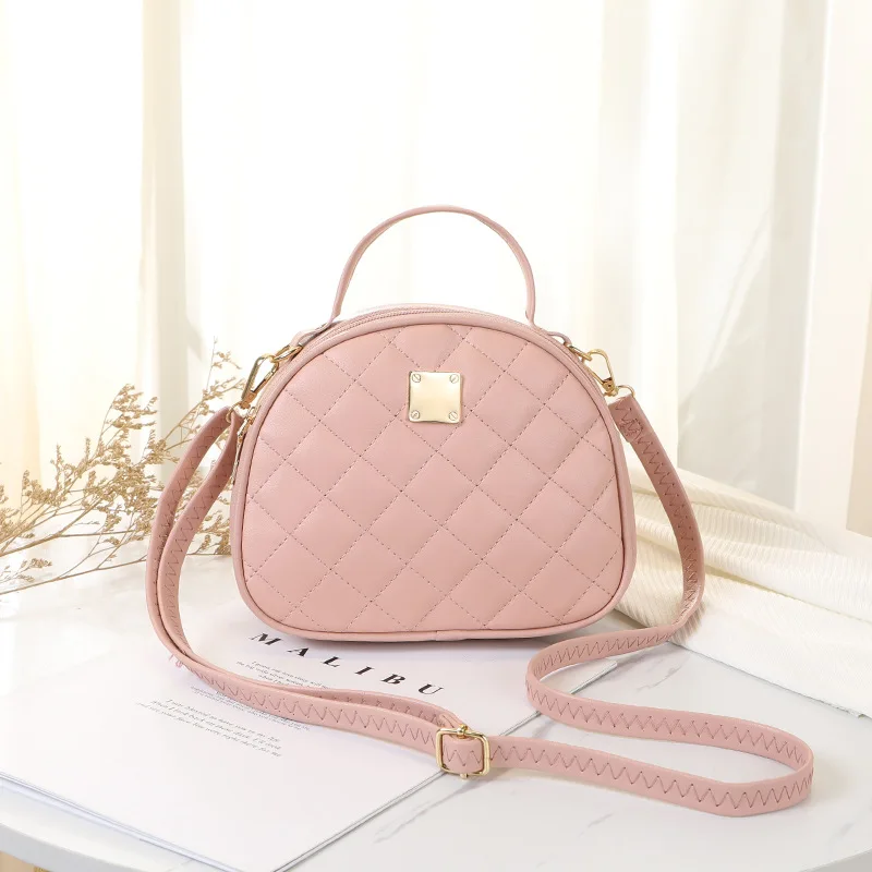 2021 Women Fashion Famous Design Rhombic Versatile PU Leather Shoulder Bag Round Handbag Messenger Crossbody Bag Clutch Purse 
2021 Women Fashion Famous Design Rhombic Versatile PU Leather Shoulder Bag Round Handbag Messenger Crossbody Bag Clutch Purse