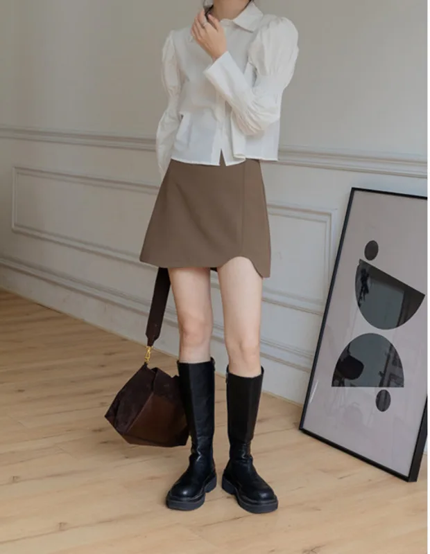 Рубашка с рукавом «корень лотоса», женский синий короткий топ на раннюю осень, женская дизайнерская рубашка, новый стиль 2021
Рубашка с рукавом «корень лотоса», женский синий короткий топ на раннюю осень, женская дизайнерская рубашка, новый стиль 2021