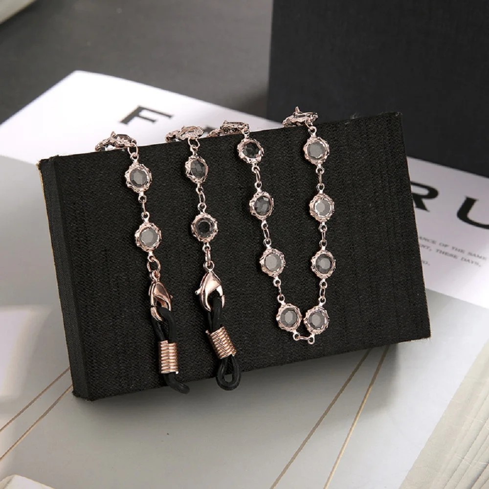 New Multifunction Women Beaded Anti-lost Neck Strap Chain Eyeglasses Lanyard Mask Chain Crystal Glasses Chains
New Multifunction Women Beaded Anti-lost Neck Strap Chain Eyeglasses Lanyard Mask Chain Crystal Glasses Chains