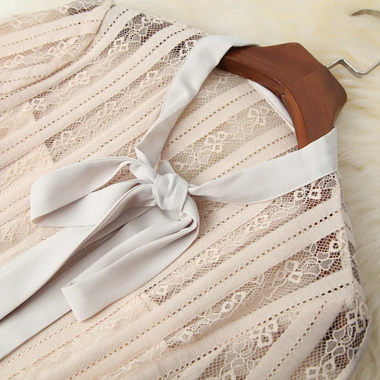 European and American women's clothing 2021 New Style for Spring Long sleeve bow collar Hollow lace fashion dress
European and American women's clothing 2021 New Style for Spring Long sleeve bow collar Hollow lace fashion dress