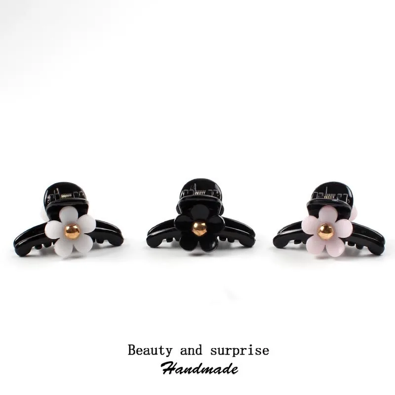 Заколка-краб для волос, от 4 до 6 см 
Заколка-краб для волос, от 4 до 6 см