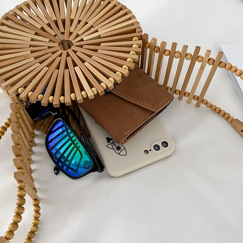 Bamboo Round Small Crossbody Bags with Handle for Women 2021 Summer Branded Ladies Shoulder Bag Luxury Beach Purses and Handbags
Bamboo Round Small Crossbody Bags with Handle for Women 2021 Summer Branded Ladies Shoulder Bag Luxury Beach Purses and Handbags